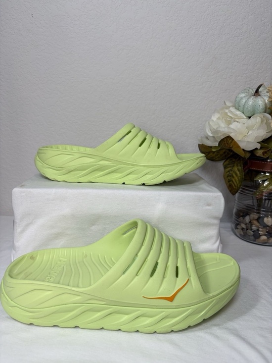 HOKA Ora Recovery Slides Lime Green Comfort Sandals Unisex Men10 Women12 Slip On main image 5